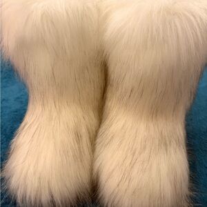 Plush White Faux Fur Boot Cuffs